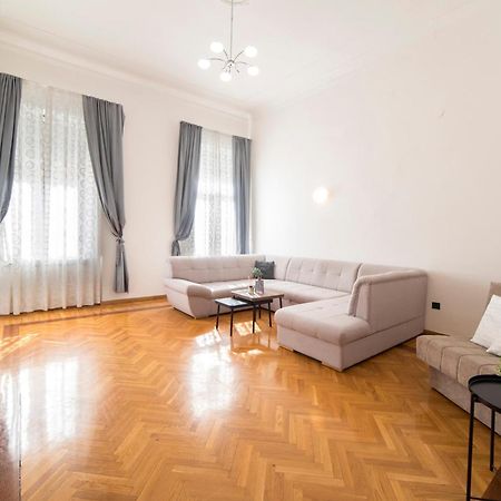 Golden Star Apartment Загреб Екстериор снимка